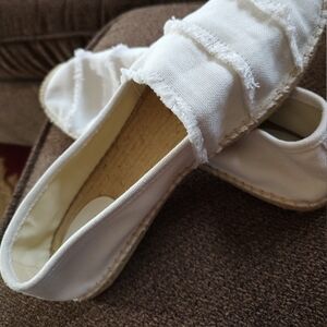 Michael Kors Tibby Flats 9.5 NWOT